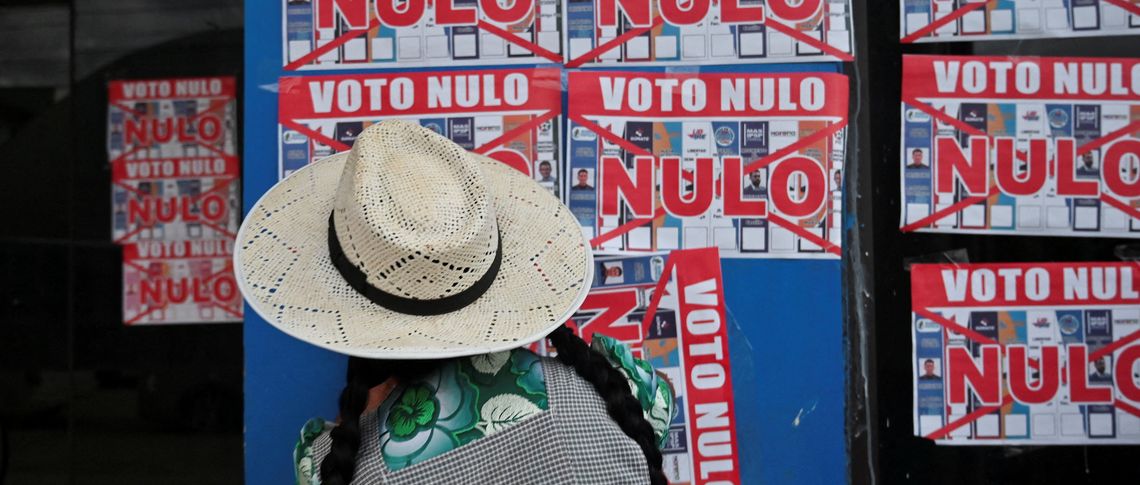 A Bitterly Divided Bolivia Heads Toward a Runoff, With Its Future at Stake