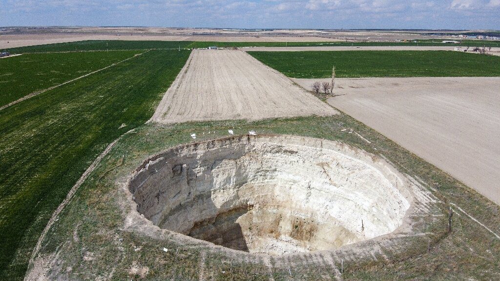 Sinkholes in Turkey’s Agricultural Heartland Fuel Farmers’ Concerns