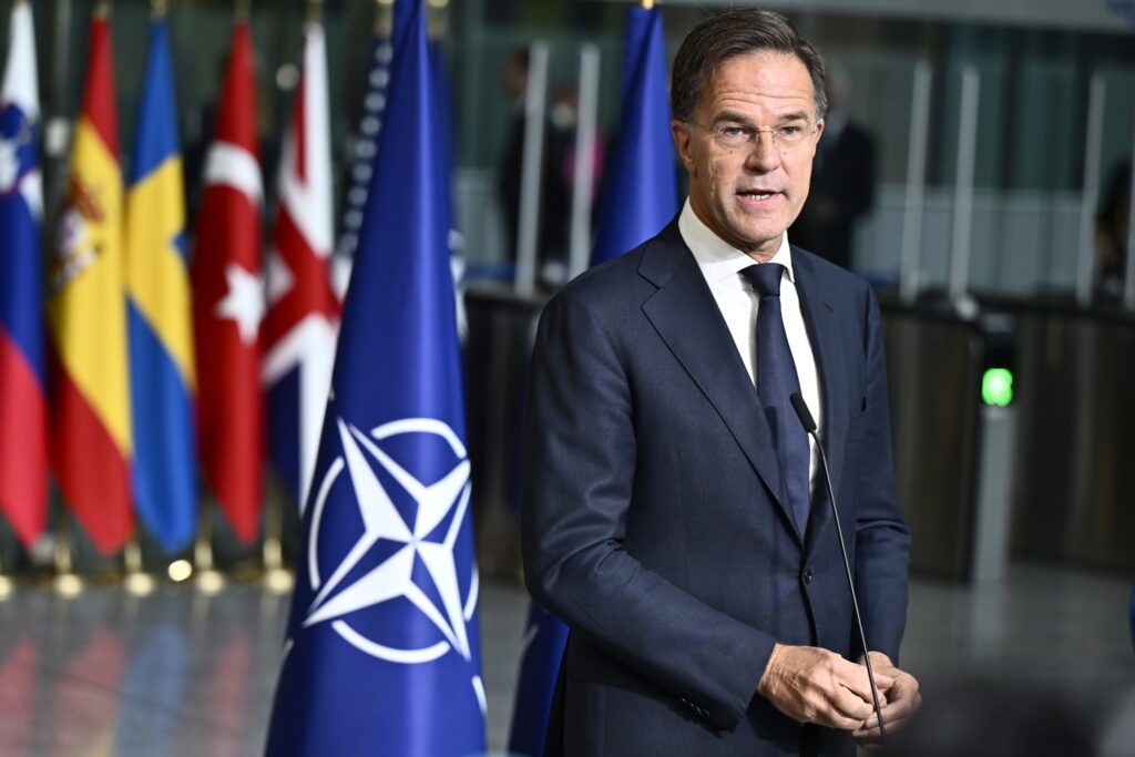 Mark Rutte, NATO