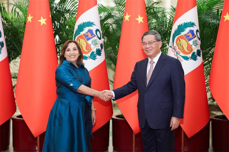 Peru’s president, Dina Boluarte, is facing a mounting political crisis after revelations that she held undisclosed meetings with Chinese businessmen