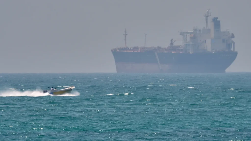 Oil Surges to Four-Year High as Iran Standoff Reshapes Global Energy and Financial Markets