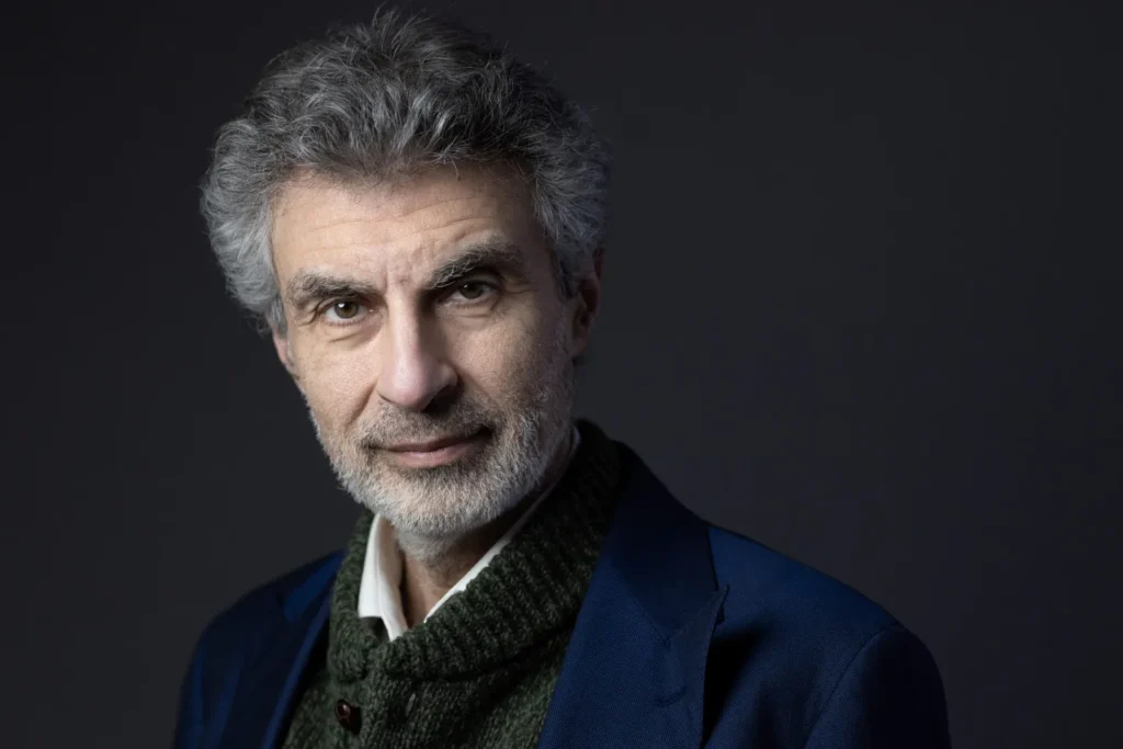 Yoshua Bengio